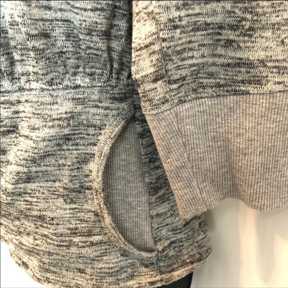 Athleta gray sweatshirt with pockets - Picture 3 of 7